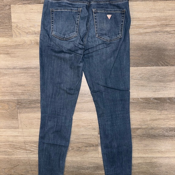 Guess Jeans - Picture 2 of 2